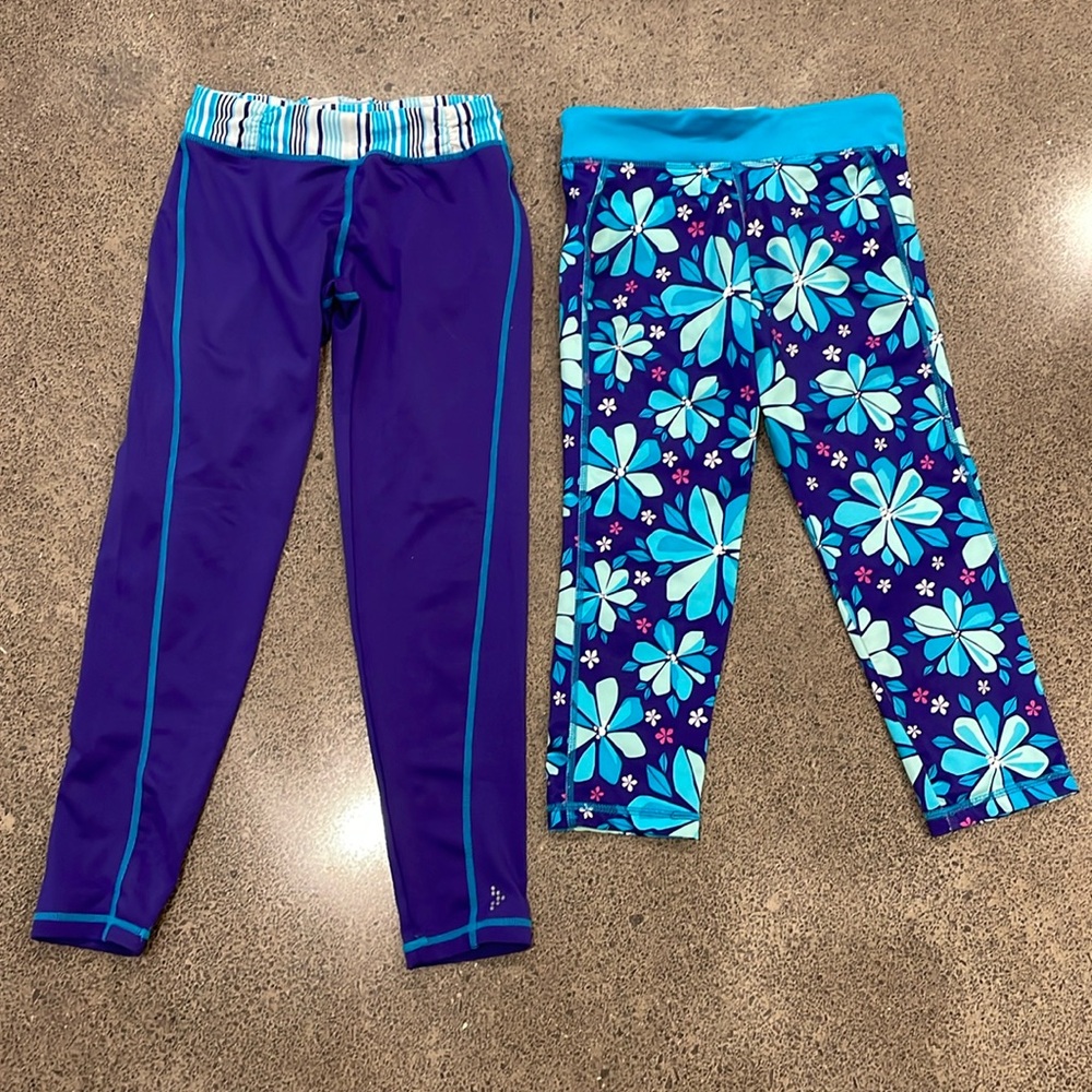Perfect pair of athletic leggings. 1 full length; and 1 cropped.